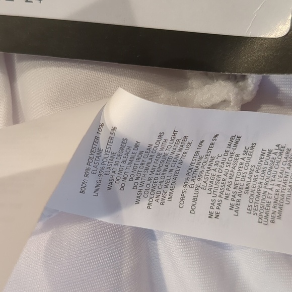 Nasty Gal Plus Basic Tie Front Swimsuit in White with Adjustable Straps Size 20 - Picture 5 of 6